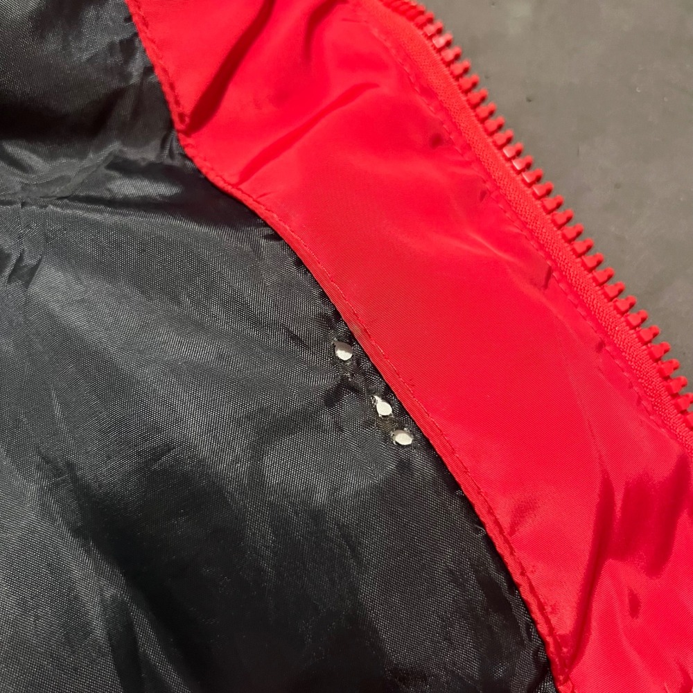Vintage Abercrombie & Fitch Co. Mens Red Nylon Puffer Down Vest Full‎ Zip  Rare - Picture 5 of 9